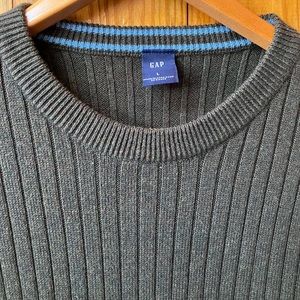 VTG Gap Crew Neck Sweater in Brown LG